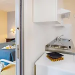 Residenza Dei Fiori Aparthotel 4*