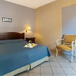 Residenza Dei Fiori 카네로 리비에라