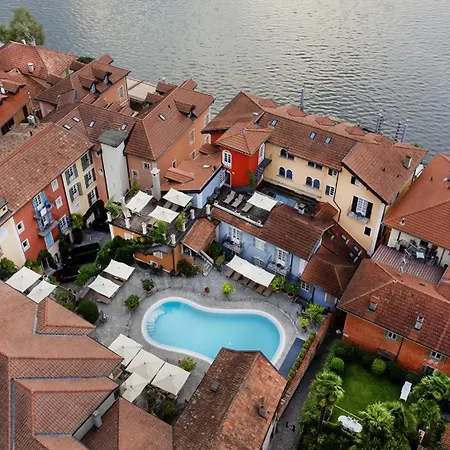 Residenza Dei Fiori カンネロ・リヴィエーラ