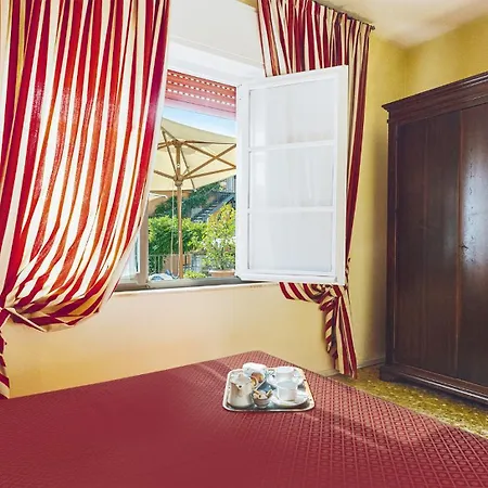 Lägenhetshotell Residenza Dei Fiori Cannero Riviera