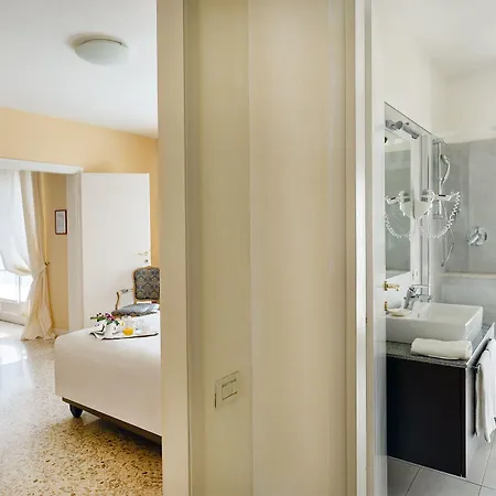 Residenza Dei Fiori Lägenhetshotell
