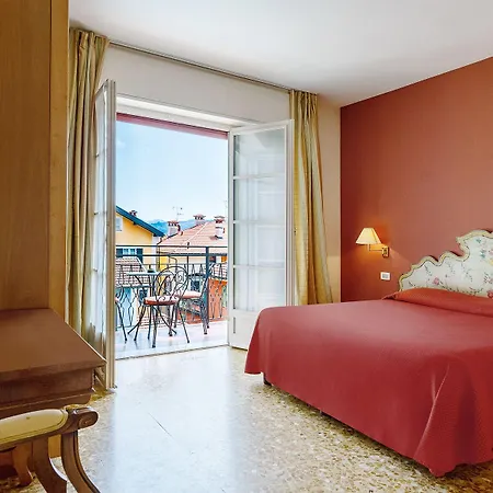 Residenza Dei Fiori Lägenhetshotell Cannero Riviera