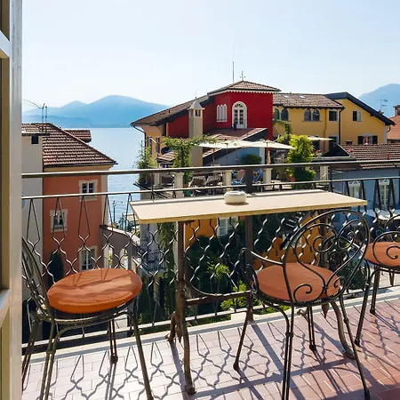 Residenza Dei Fiori Lägenhetshotell Cannero Riviera