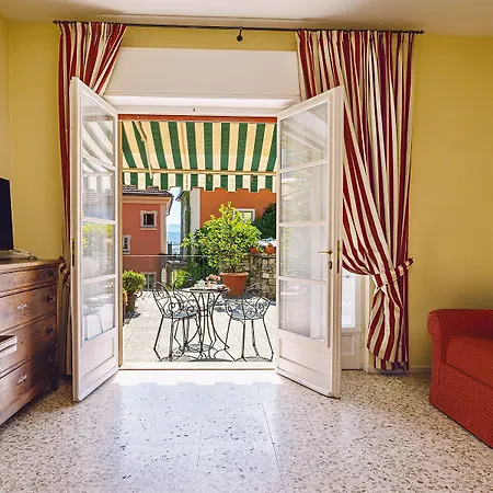 Lägenhetshotell Residenza Dei Fiori