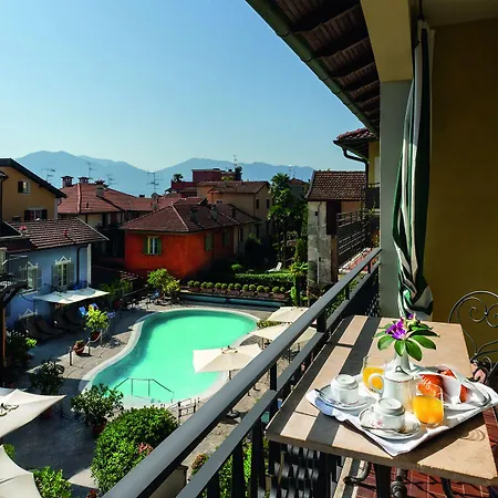 Residenza Dei Fiori カンネロ・リヴィエーラ