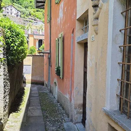 Residenza Dei Fiori 4*