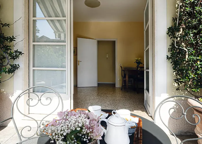Residenza Dei Fiori 4* كانيرو ريفييرا