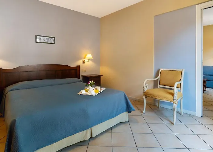 Residenza Dei Fiori كانيرو ريفييرا