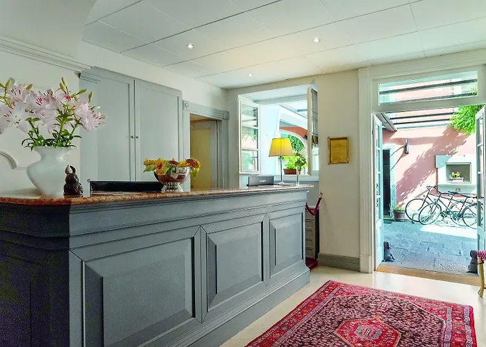 Residenza Dei Fiori カンネロ・リヴィエーラ