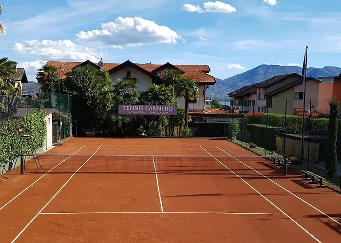 Residenza Dei Fiori 4* كانيرو ريفييرا